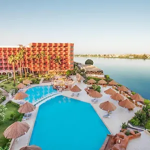 4* Hotell Pyramisa