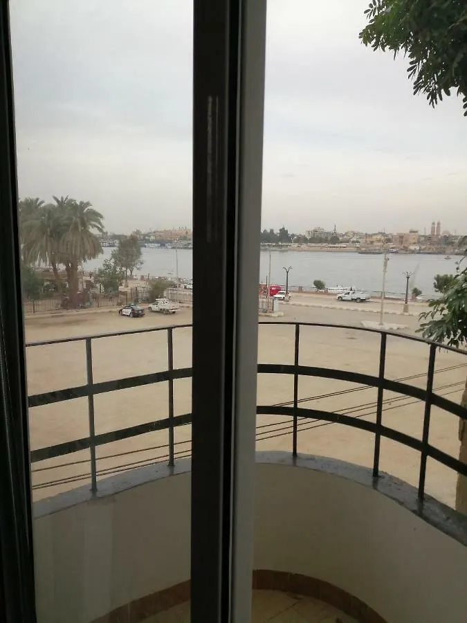 Nile Jewel Suites Luxurious Fully Serviced 2 Bedroom Ap Luxor 0*,